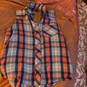 Women's Plaid Sleeveless Button Down Shirt